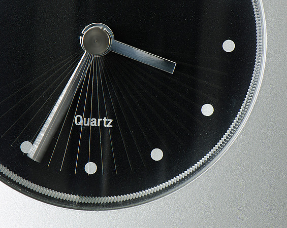 Day 67 - Letter R  (Reloj = Clock)